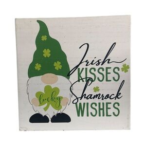 St Patrick’s Day Irish Kisses Shamrock Wishes Wall Art Wooden Square Box 8x8